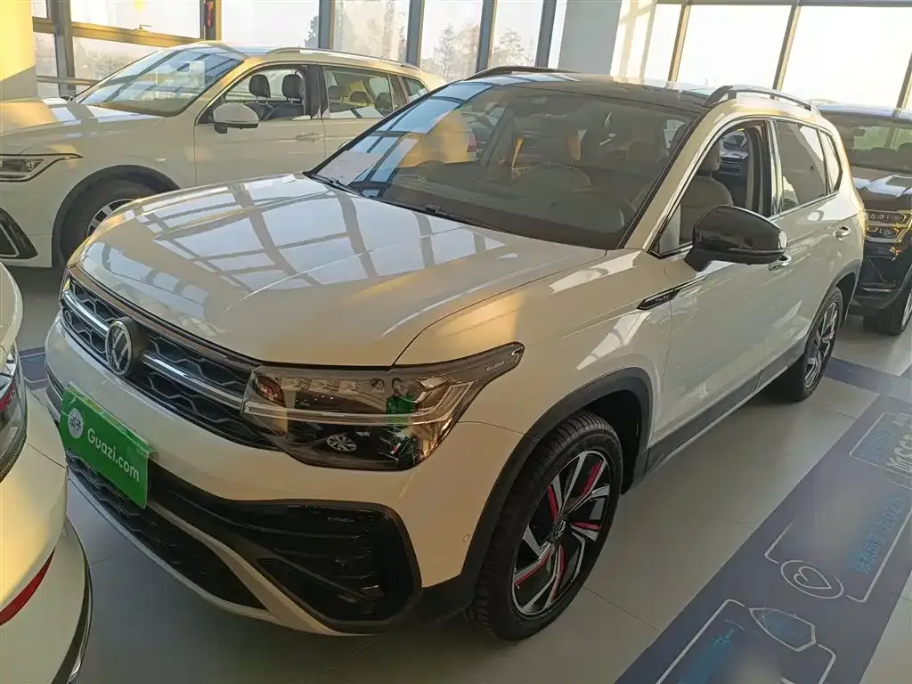 Volkswagen Tharu — фото 1