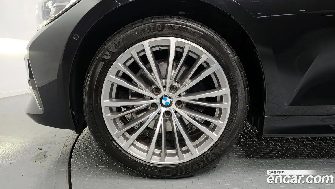 BMW 3-Series 2021 из KR, фото 5