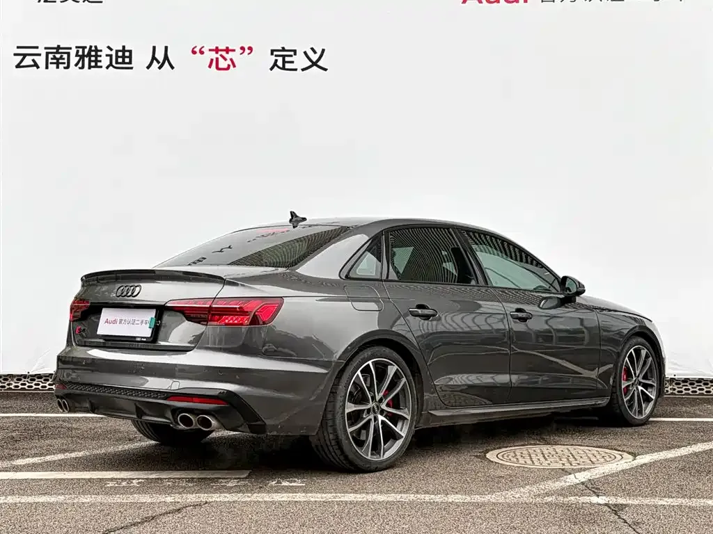 Audi S4 — фото 4