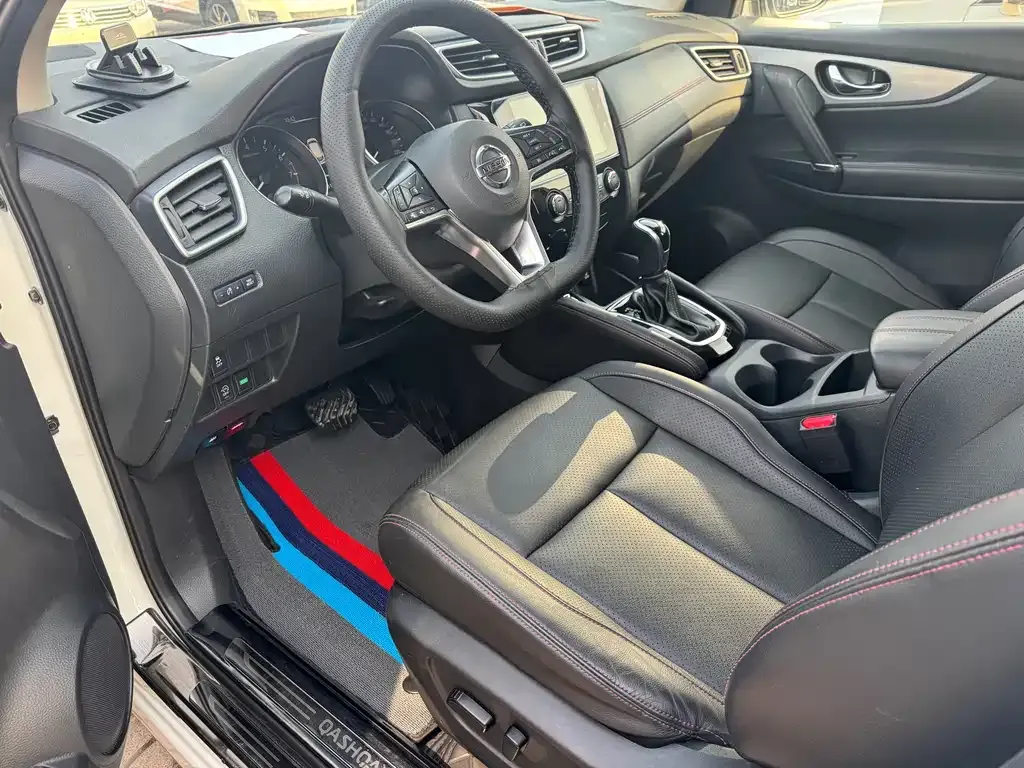 Nissan Qashqai — фото 9