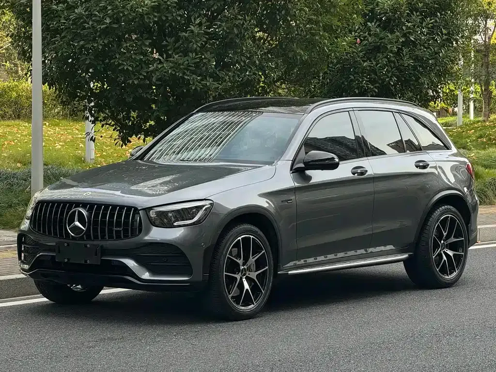 Mercedes-Benz GLC AMG — фото 1