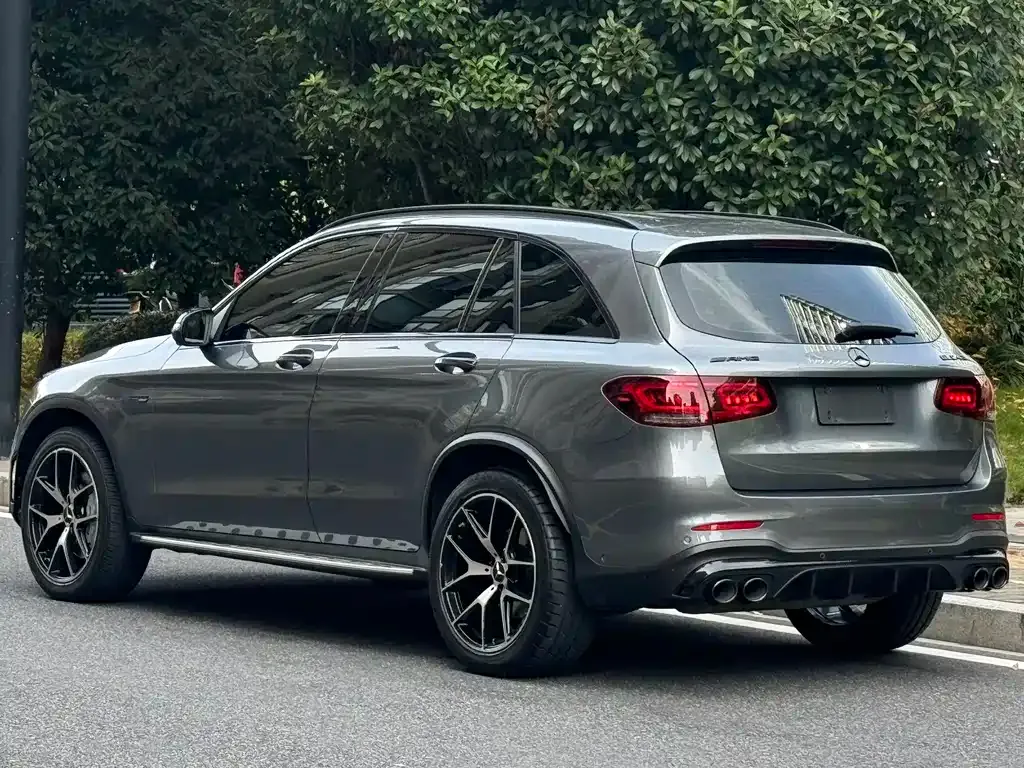 Mercedes-Benz GLC AMG — фото 10