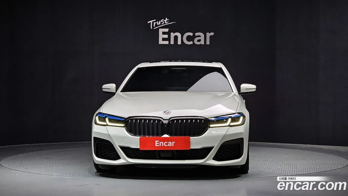 BMW 5-Series 2023 из KR, фото 3