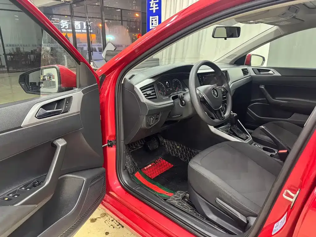 Volkswagen Polo 2021 из CN, фото 7