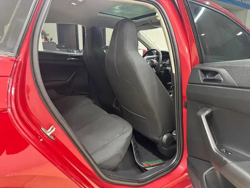 Volkswagen Polo 2021 из CN, фото 9