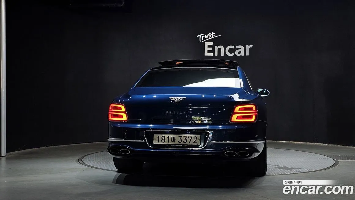 Bentley Flying Spur 2023 из KR, фото 4