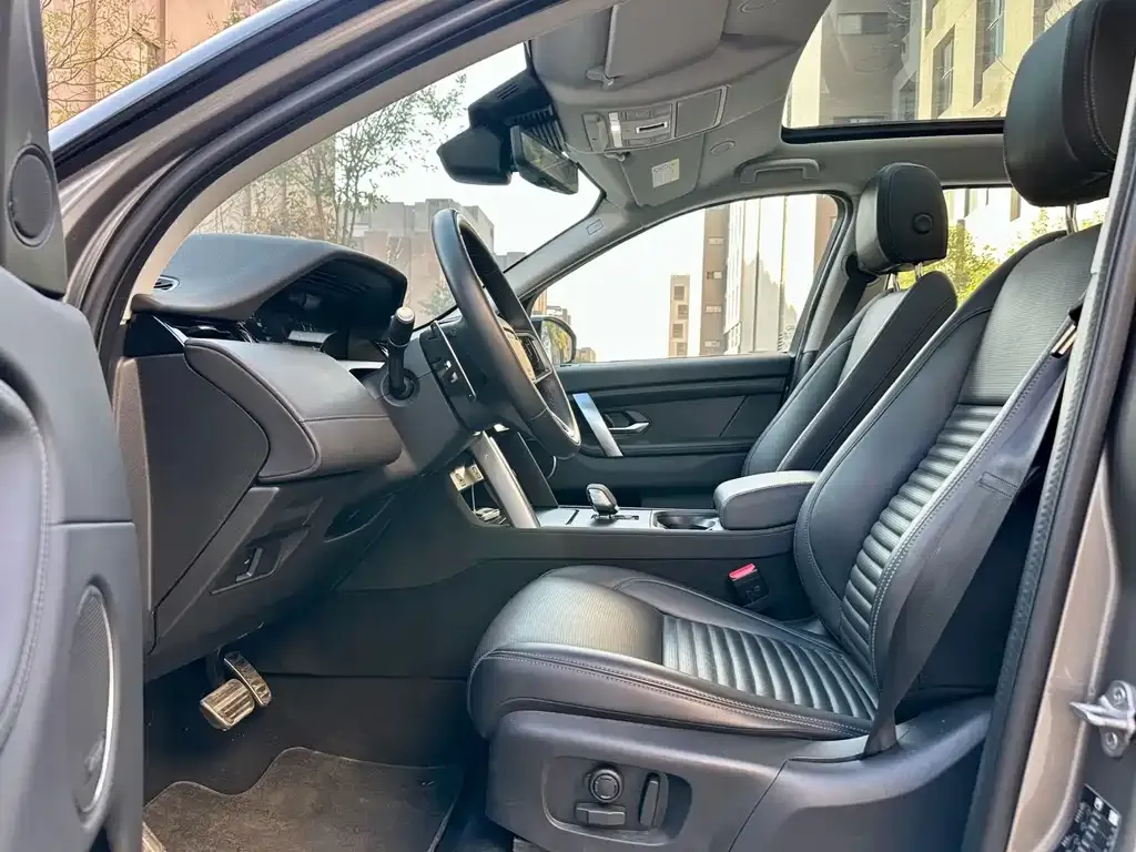 Land Rover Discovery Sport Hybrid 2024 из CN, фото 4