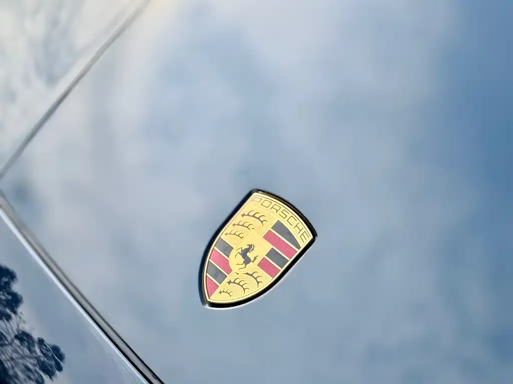 Porsche Cayenne — фото 7