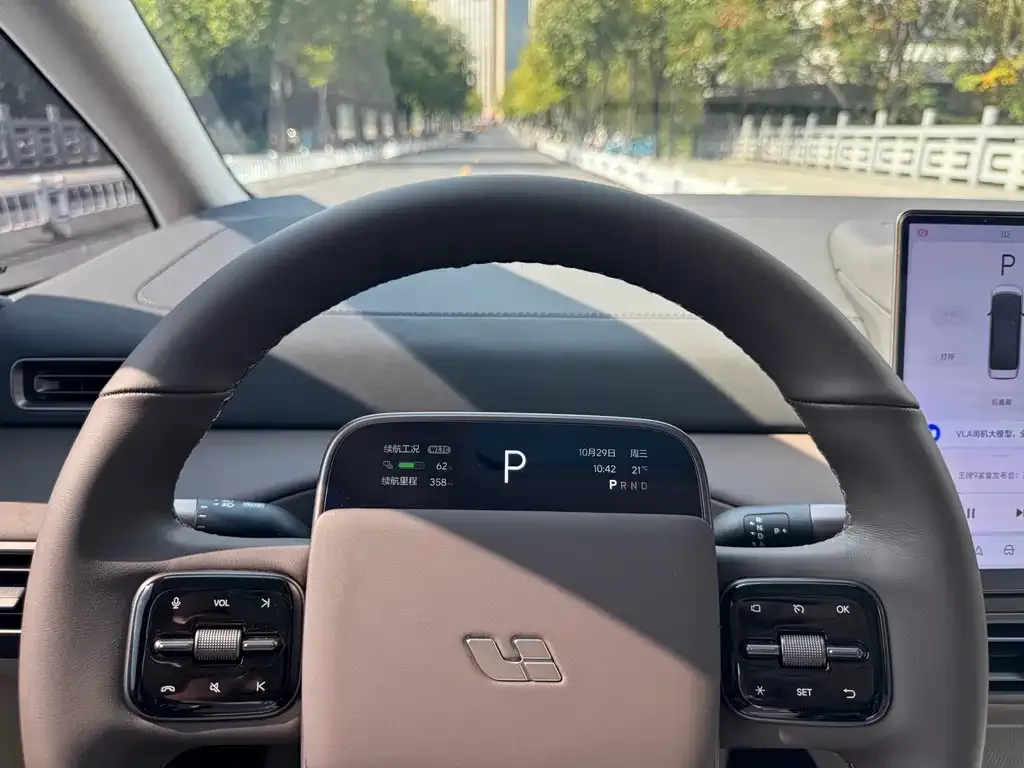 Li Auto MEGA 2025 из CN, фото 6