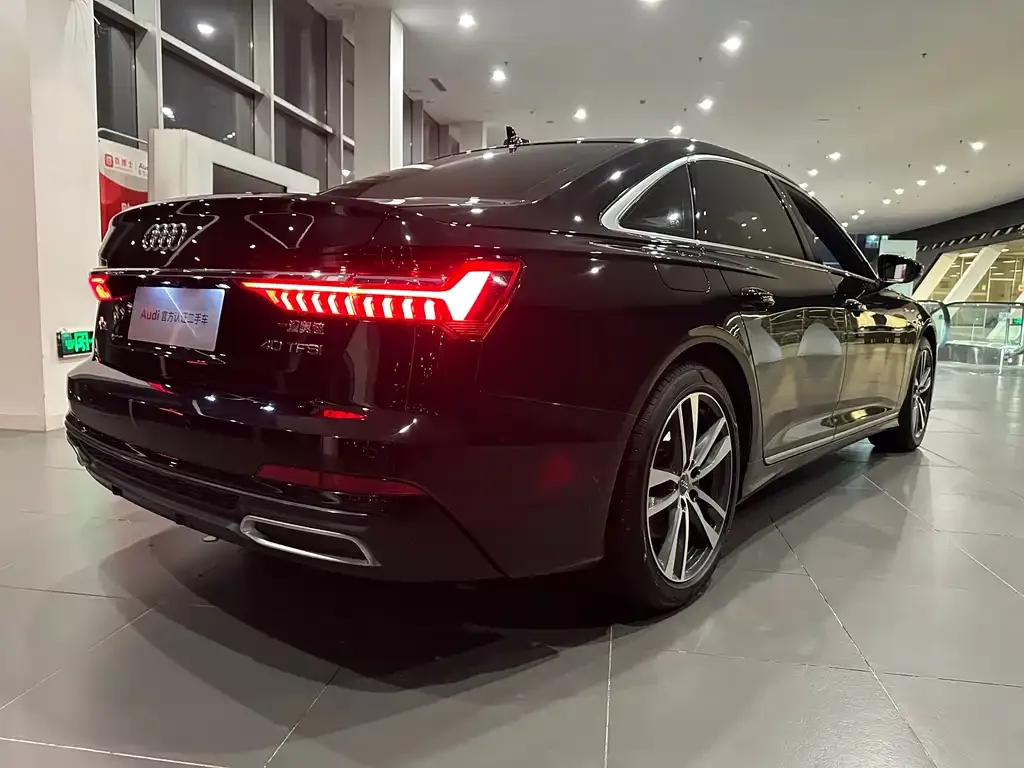 Audi A6L 2021 из CN, фото 4