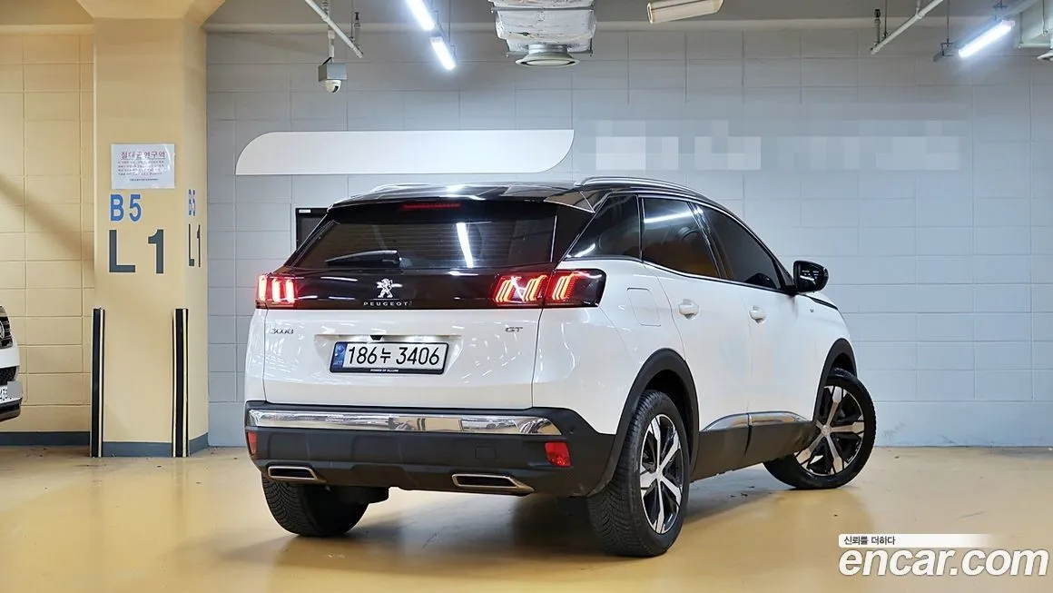 Peugeot 3008 2022 из KR, фото 2