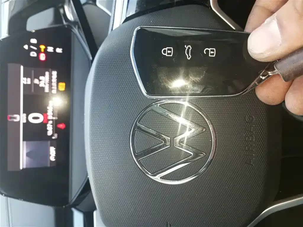 Volkswagen ID.6 Crozz 2024 из CN, фото 9