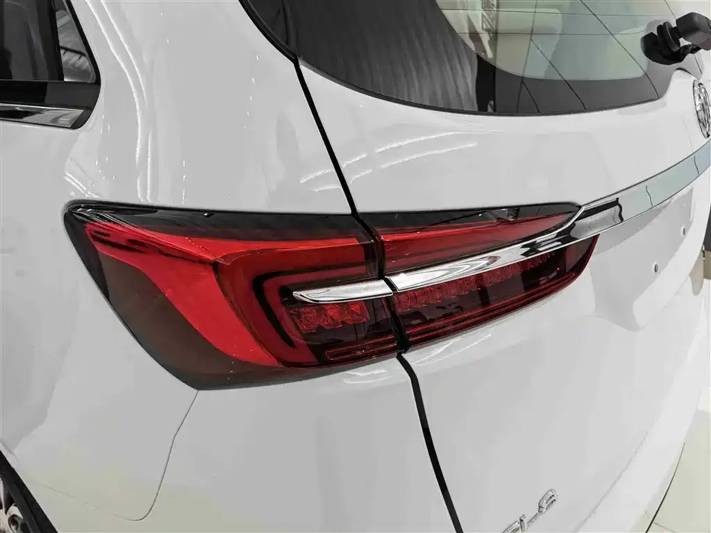Buick GL8 2025 из CN, фото 6