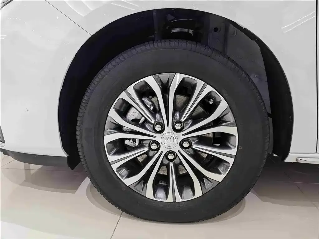 Buick GL8 2025 из CN, фото 7