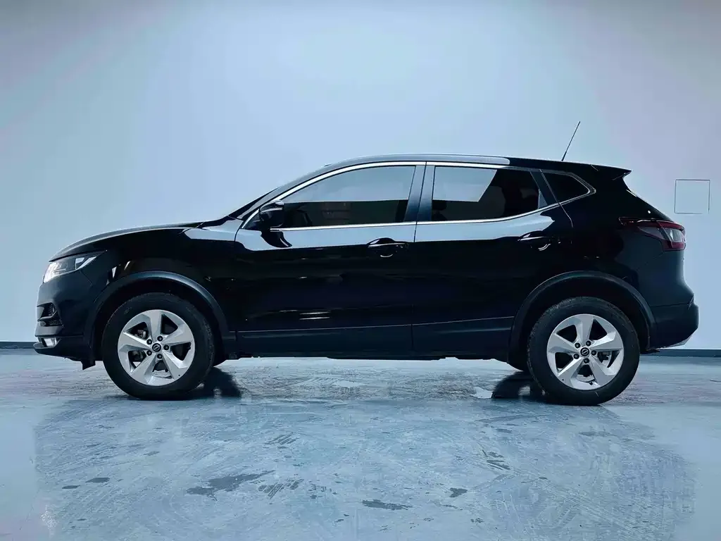 Nissan Qashqai — фото 3