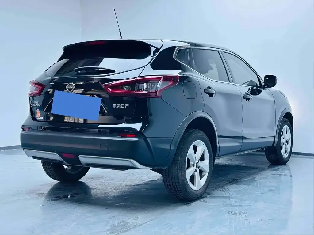 Nissan Qashqai — фото 5