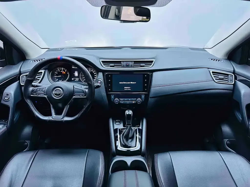 Nissan Qashqai — фото 6