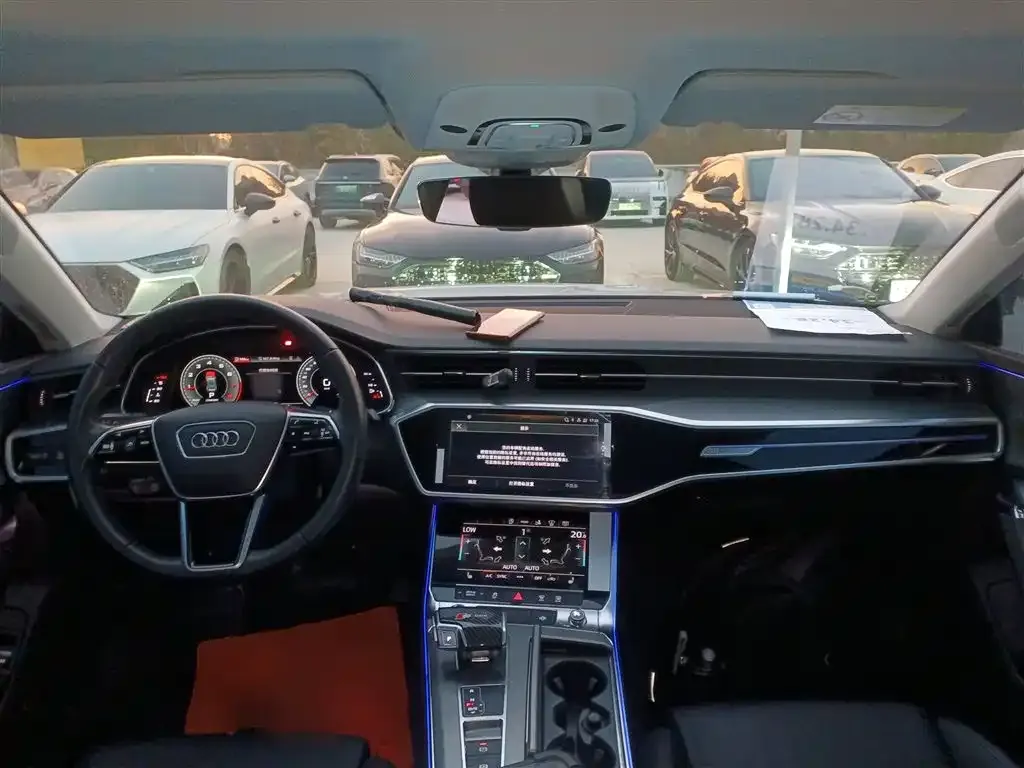 Audi A7 2021 из CN, фото 10