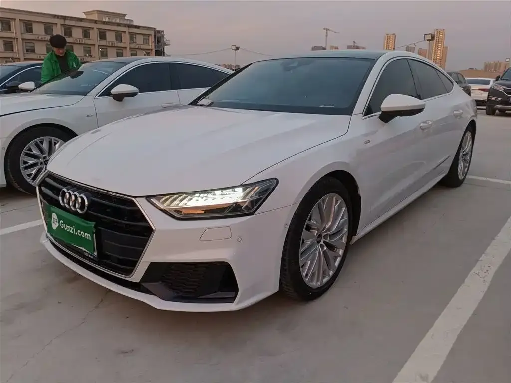 Audi A7 2021 из CN, фото 2