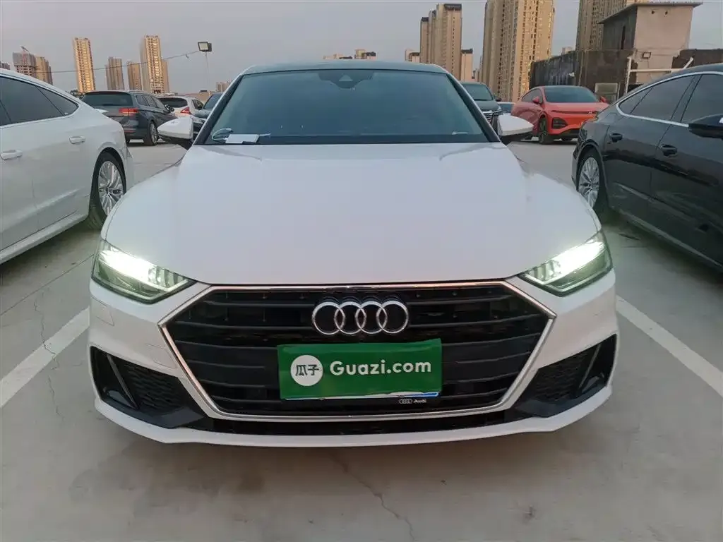 Audi A7 2021 из CN, фото 3