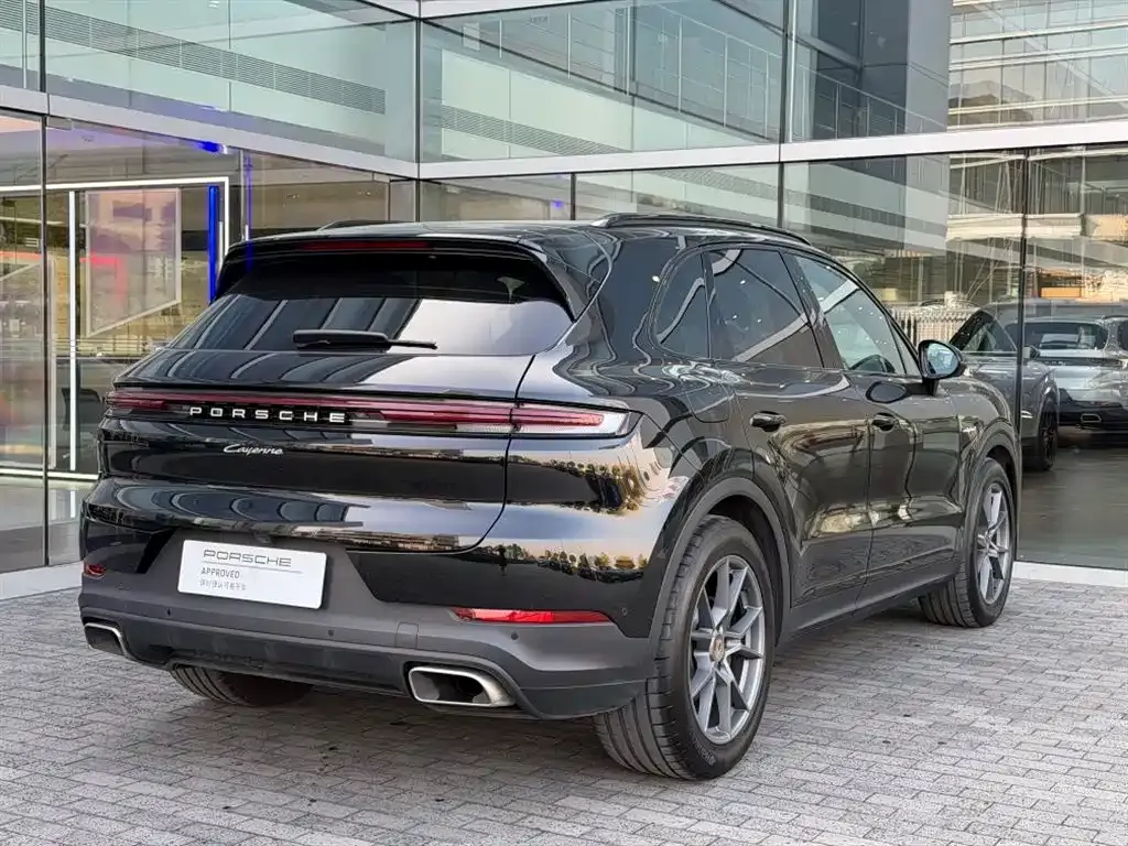 Porsche Cayenne Hybrid — фото 5