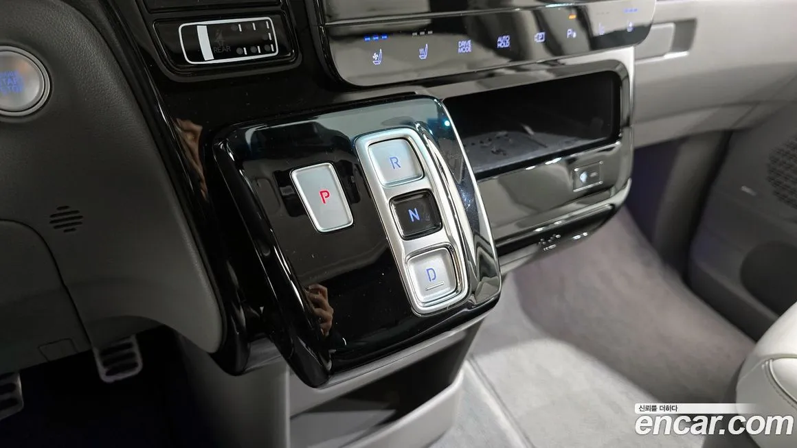 Hyundai Staria — фото 9
