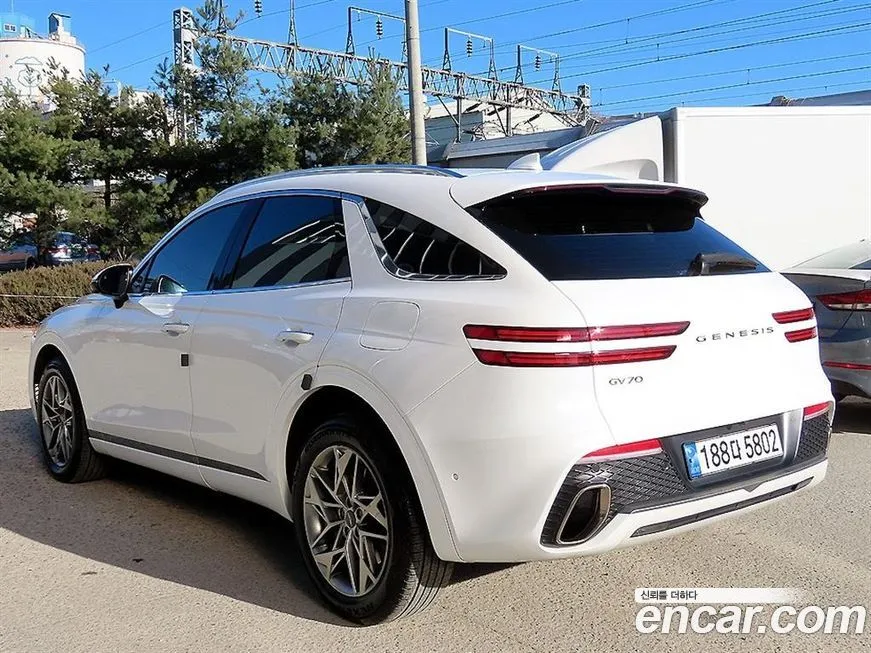 Genesis GV70 2023 из KR, фото 3