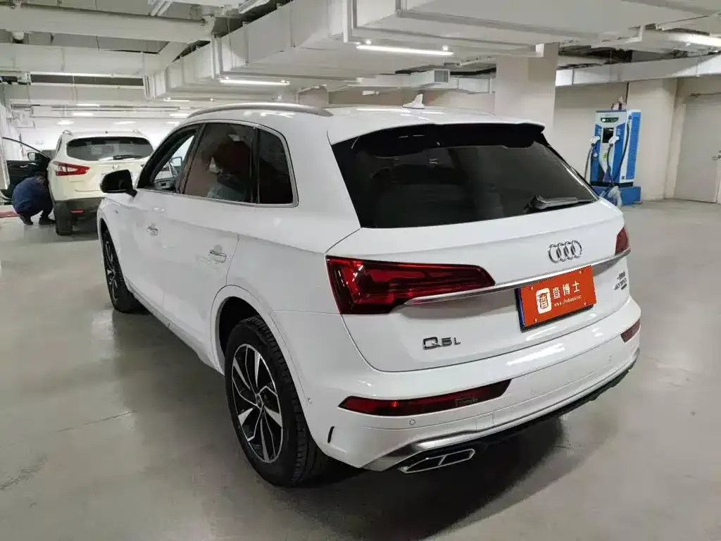 Audi Q5L 2021 из CN, фото 7