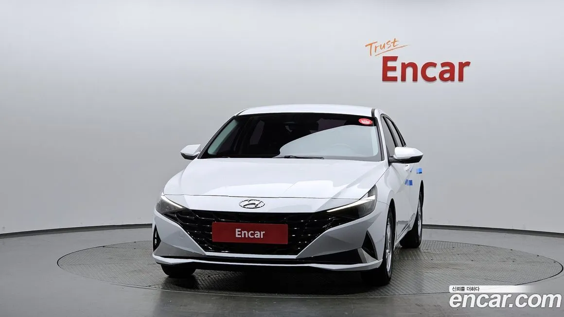 Hyundai AVANTE — фото 3