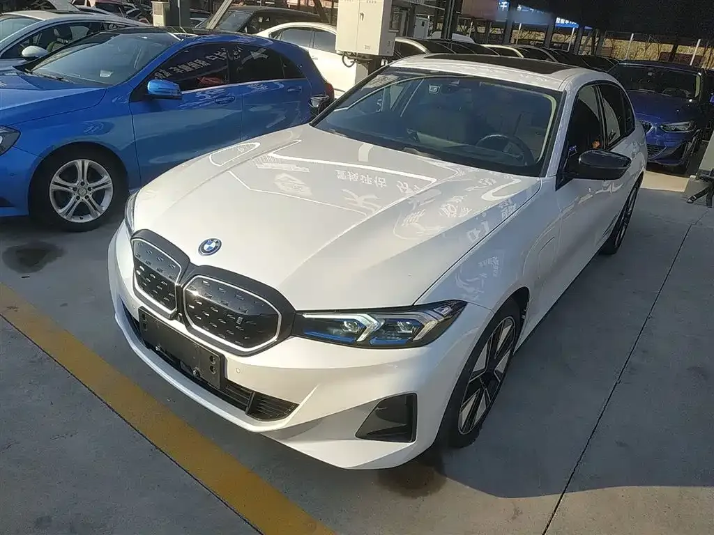 BMW i3 2023 из CN, фото 2