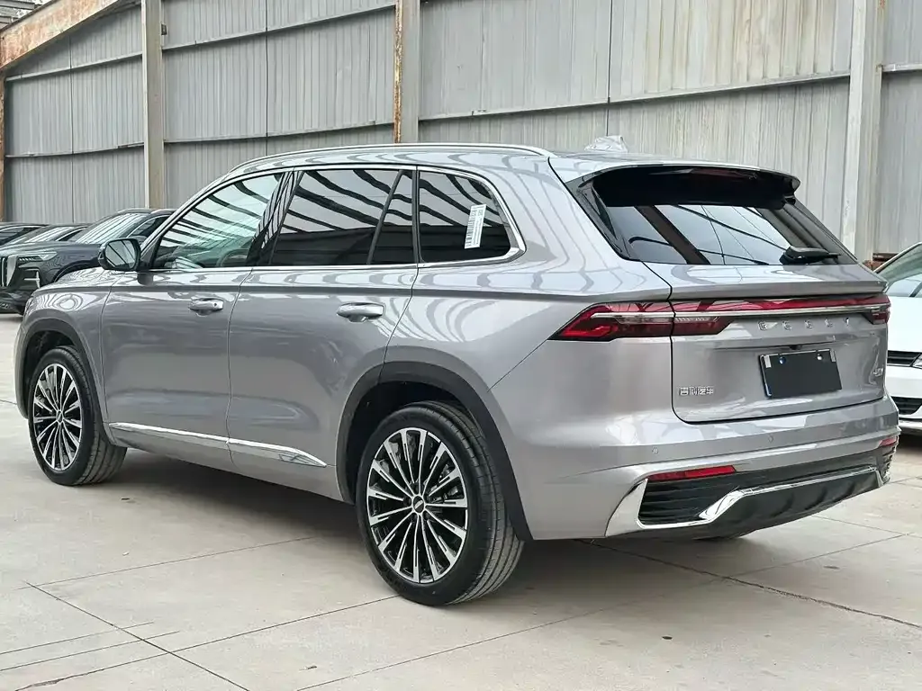 Geely Xingyue L — фото 9