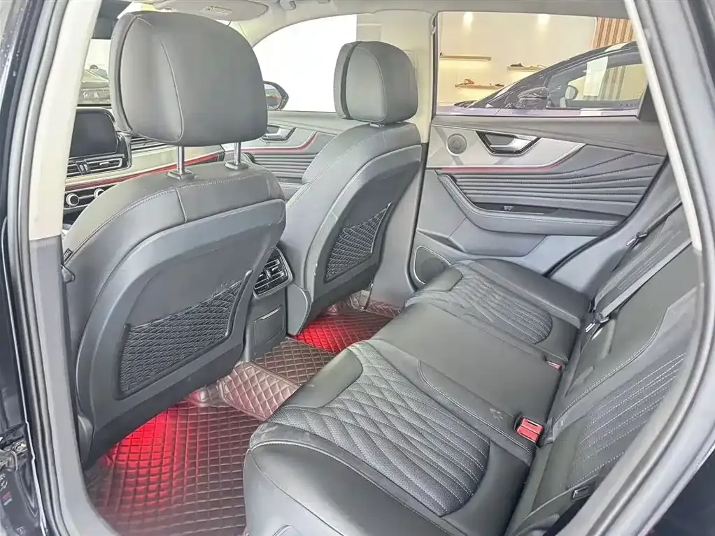 Hongqi HS5 2023 из CN, фото 8
