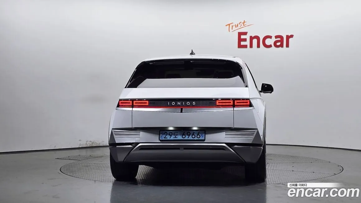 Hyundai Ioniq5 — фото 4