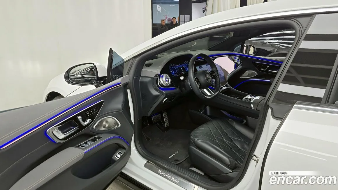 Mercedes-Benz EQS — фото 10