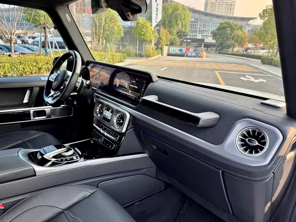 Mercedes-Benz G-Class AMG — фото 6