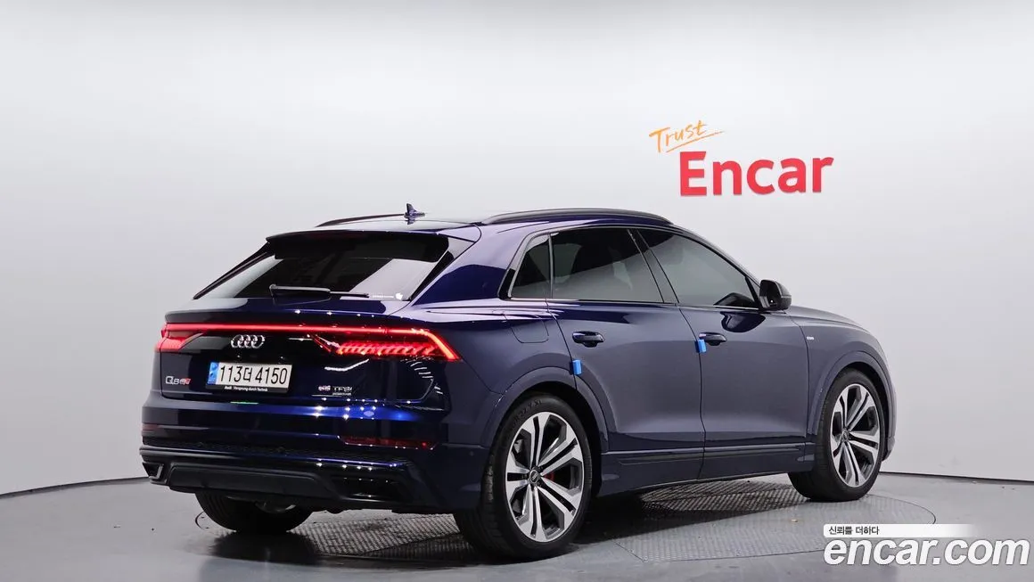 Audi Q8 2023 из KR, фото 2