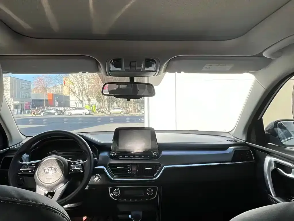 Kia Sportage — фото 4