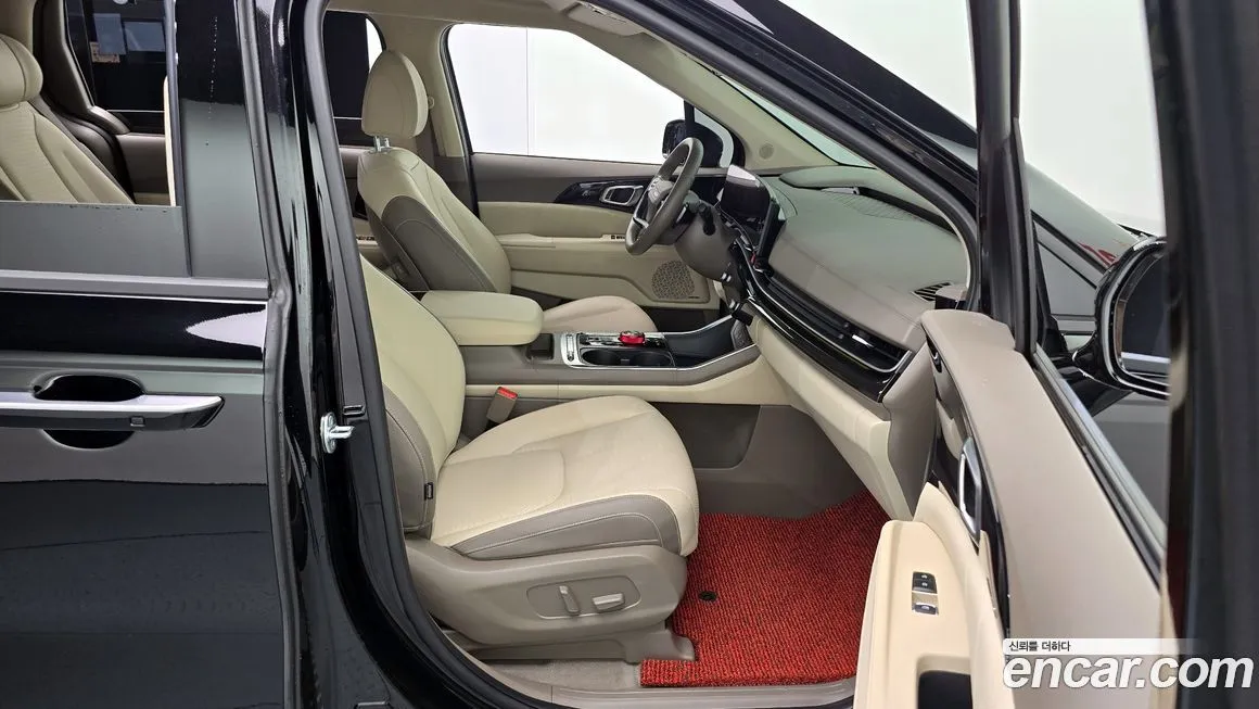 Kia Carnival — фото 10