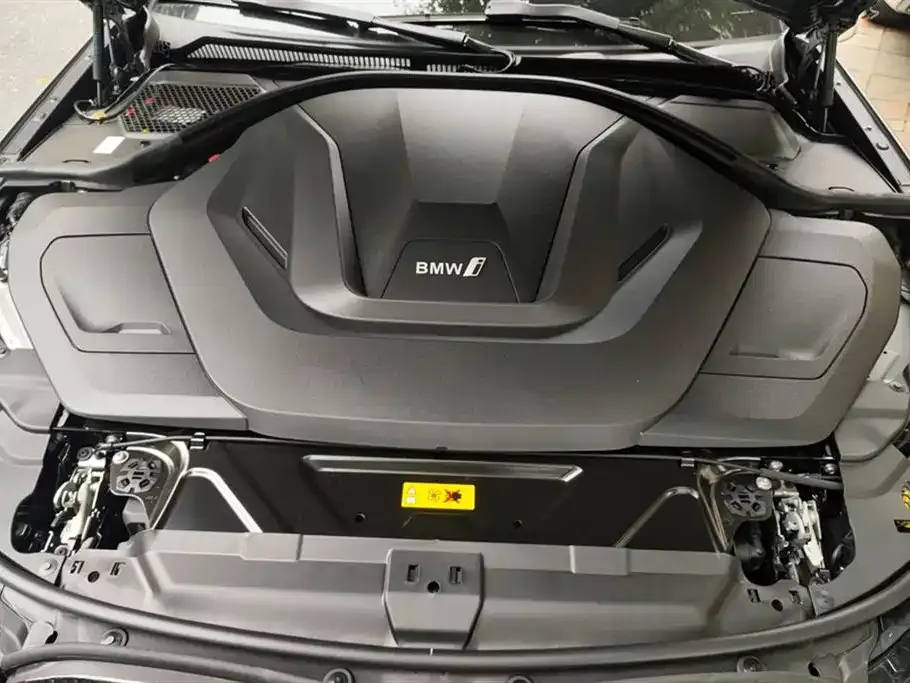 BMW i3 2025 из CN, фото 10