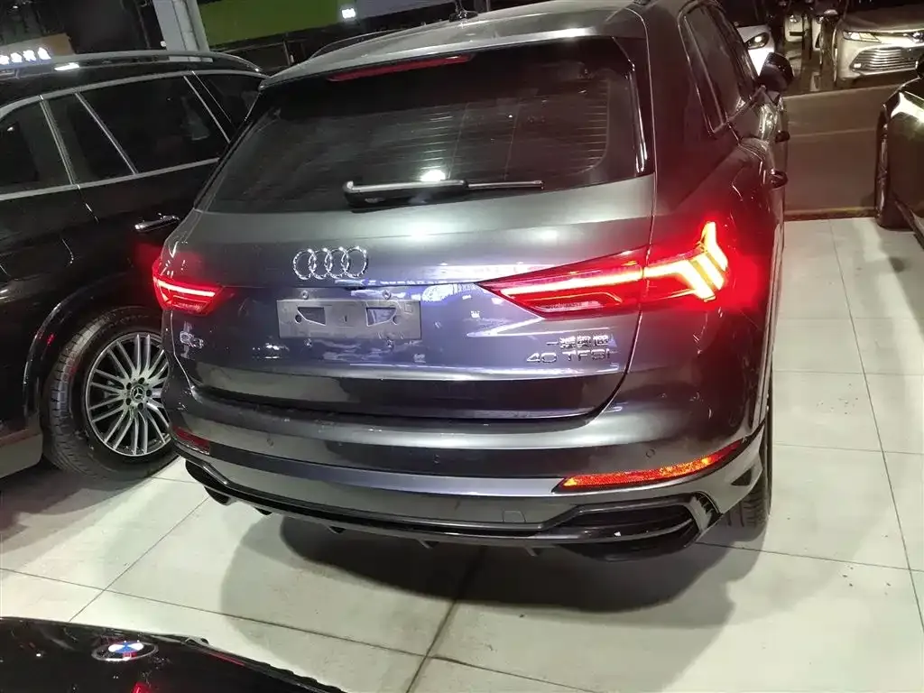 Audi Q3 — фото 6