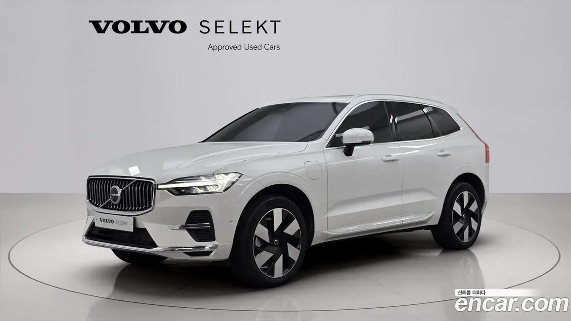 Volvo XC60 — фото 1