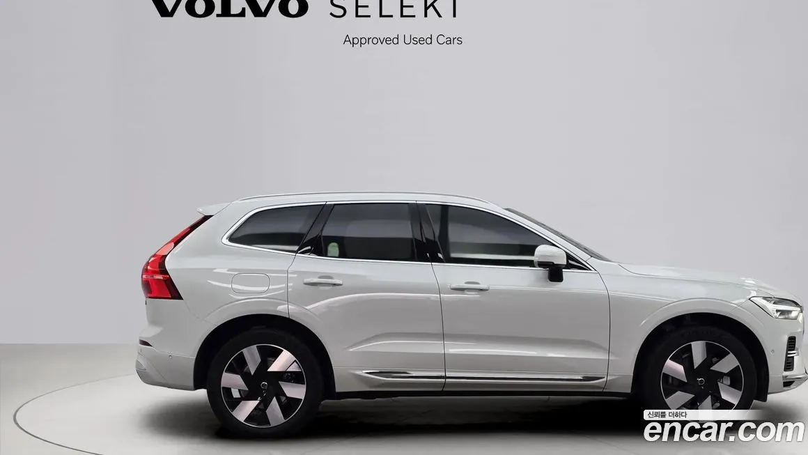 Volvo XC60 — фото 4