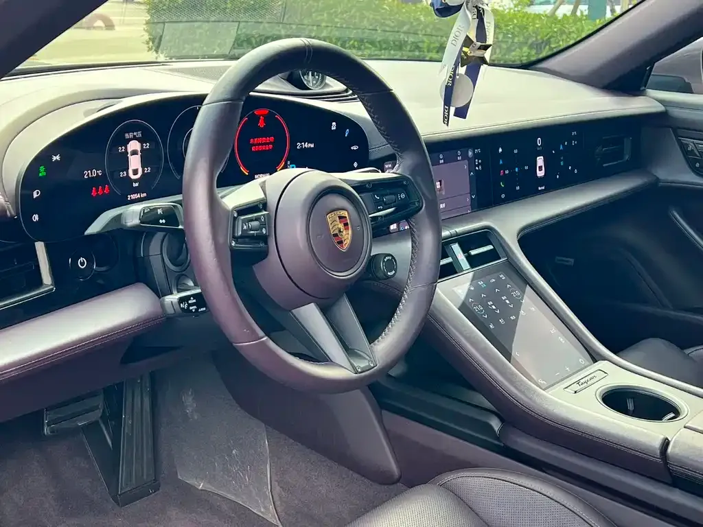 Porsche Taycan 2021 из CN, фото 4
