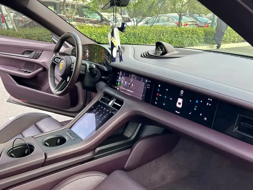 Porsche Taycan 2021 из CN, фото 6
