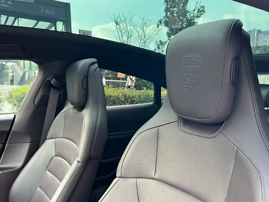 Porsche Taycan 2021 из CN, фото 7