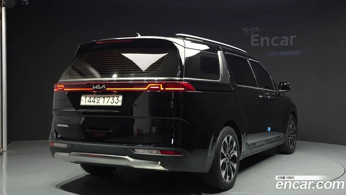 Kia Carnival — фото 2