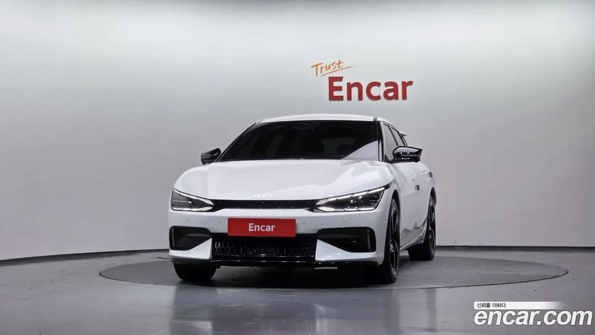 Kia EV6 2023 из KR, фото 3