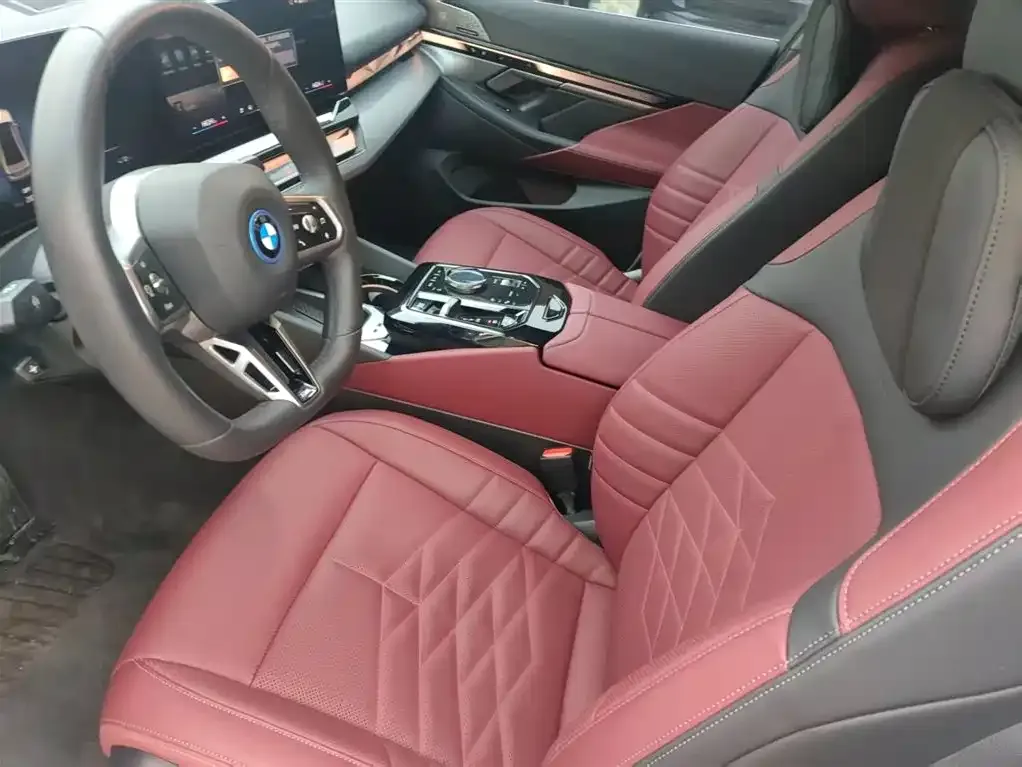 BMW i5 2025 из CN, фото 8