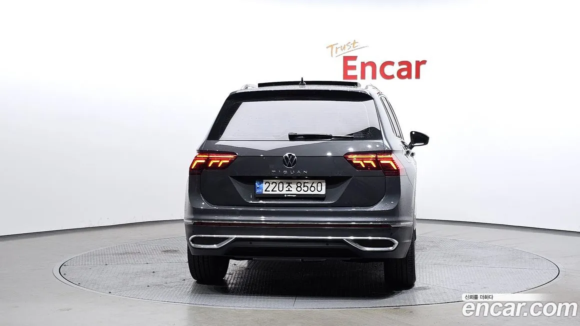 Volkswagen Tiguan — фото 4