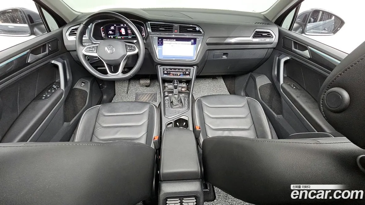 Volkswagen Tiguan — фото 7